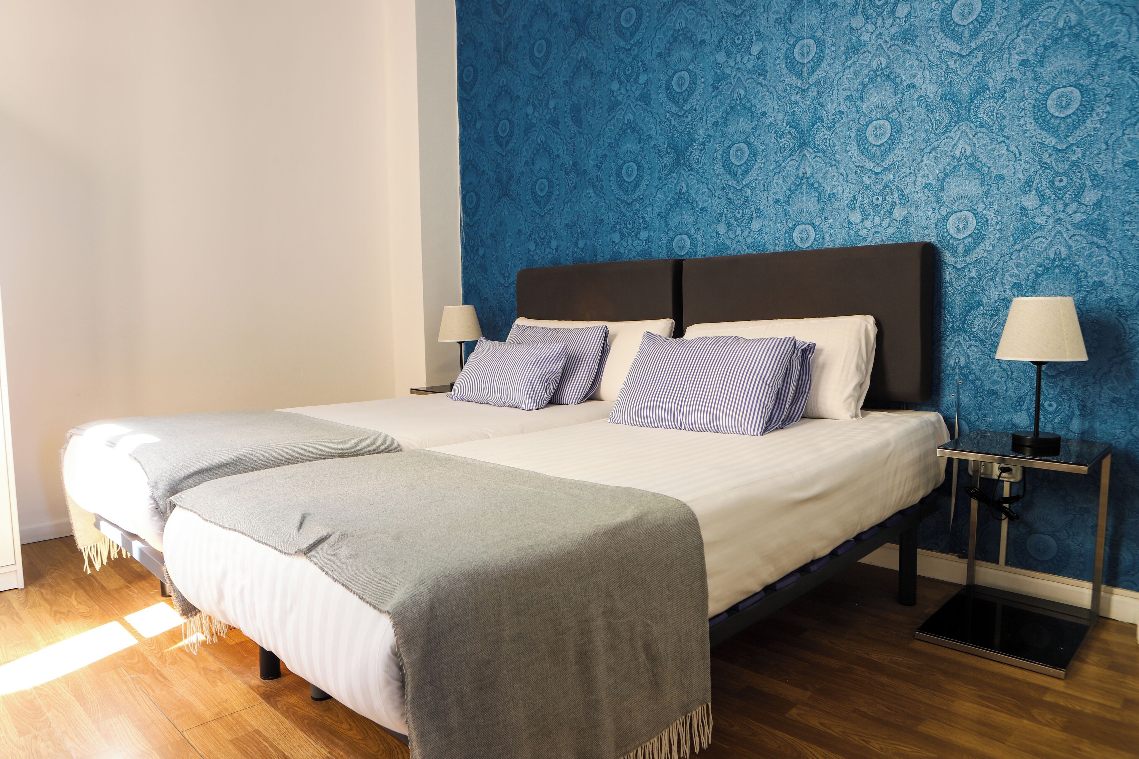 3 habitaciones y wifi gratis 