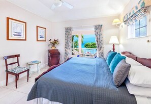 3 slaapkamers, een strijkplank/strijkijzer, internet, beddengoed