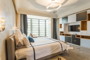 3 bedrooms, iron/ironing board, internet, bed sheets - Villa Atlas - Three Bedroom Villa, Sleeps 8 (Marrakesh)