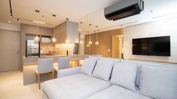 Basic Apartment (534861) | Living area