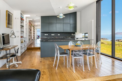 Tuath na Mara - Three Bedroom Villa, Sleeps 9