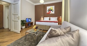 1 chambre, fer et planche à repasser, Wi-Fi, draps fournis
