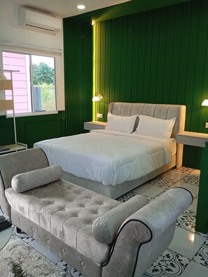 4 Schlafzimmer, Bügeleisen/Bügelbrett, Bettwäsche