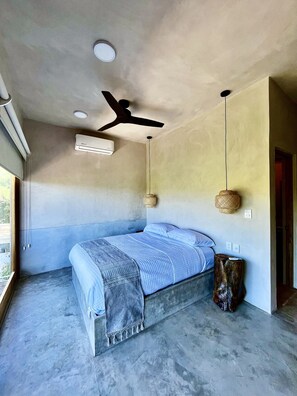 1 bedroom, in-room safe, desk, free WiFi