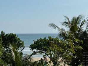 Beach - Room in Villa - Surf 247 Weligama Hotel (Weligama)