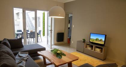 Spacious high end house in a perfect central location