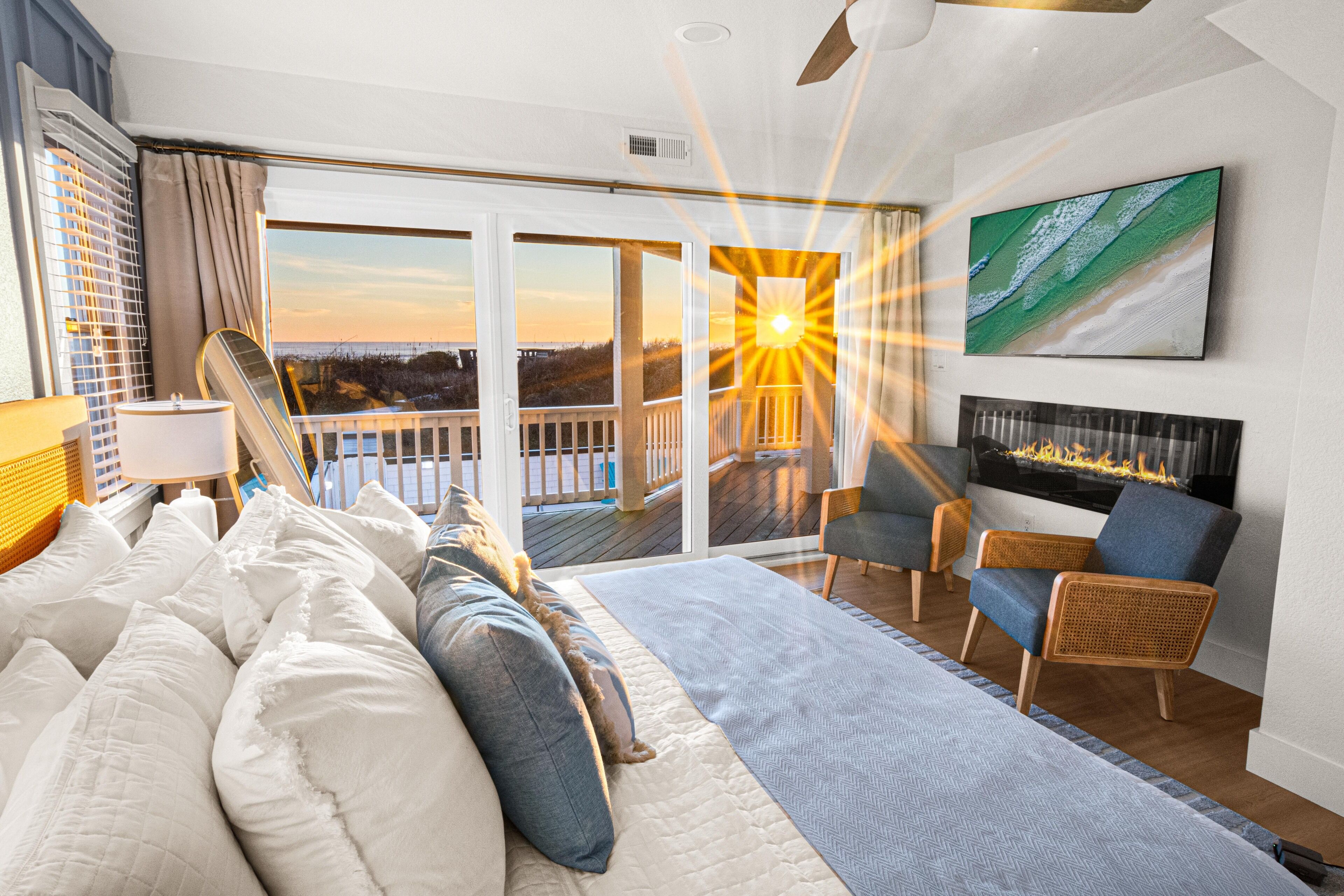 6 bedrooms, desk, iron/ironing board, free WiFi