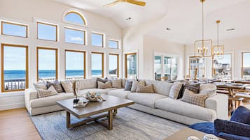 Smart TV, fireplace, video games, DVD player