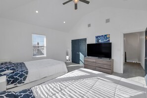 4 bedrooms, iron/ironing board, free WiFi, bed sheets