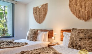 1 slaapkamer, een strijkplank/strijkijzer, gratis wifi, beddengoed