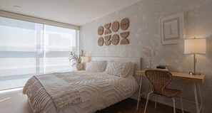 3 bedrooms, desk, iron/ironing board, travel cot - Rooftop Apartment in Condesa w Air Conditioning (Ciudad de México)