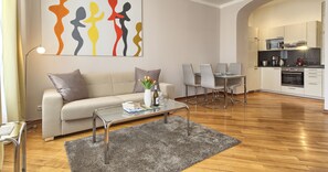 TV, DVD player - MAS 303 - Historical Charm and Modern Comfort One-Bedroom Apartments on Masna (Hlavní mesto Praha)