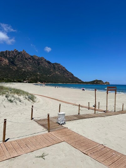 Villa with pool, 300 mt from the sea - Ogliastra