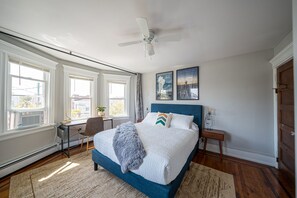 8 chambres, fer et planche Ă repasser, Wi-Fi, draps fournis