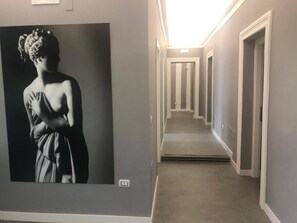 Interior - B&B sunset (Naples)