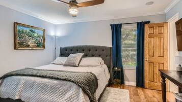 3 soveværelser, skrivebord, strygejern/strygebræt, gratis Wi-Fi