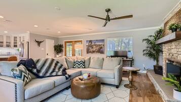 Smart TV, fireplace, video games, stereo