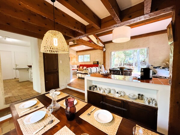 Dining - Maison Mora Mora, 4 Chambres 3 Salles de Bains (Cavalaire-sur-Mer)