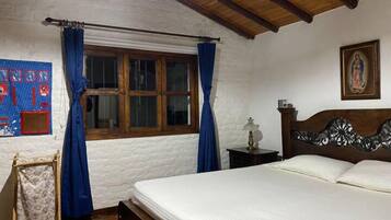 6 bedrooms, iron/ironing board, free WiFi, bed sheets