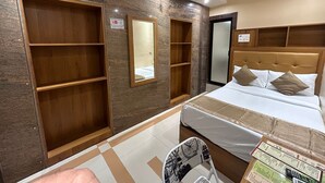 Standard Room - Hotel BKC Mannat (Mumbai)