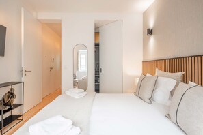 2 chambres, fer et planche à repasser, accès Internet, draps fournis