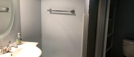 Shower, towels