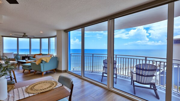 Smart TV, fireplace, table tennis - PARADISE FOUND Luxury 2/2 Oceanfront Condo-Lovely Decor, Best Ocean Views - Peck11SE (Daytona Beach Shores)