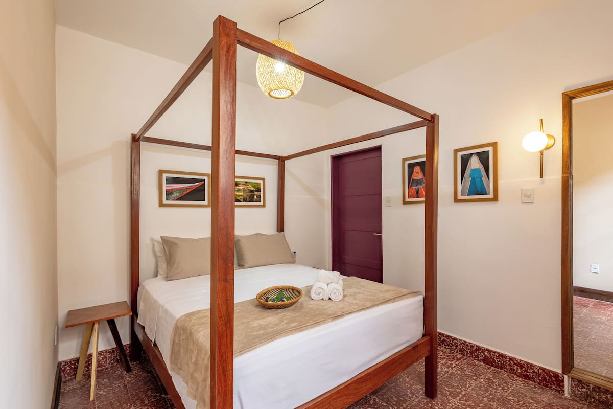 Rom – basic | 10 soverom, memory foam-senger og individuelt dekorert