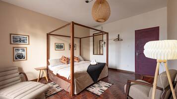 Quarto conforto | 10 quartos, camas com colchões de espuma com sistema de memória