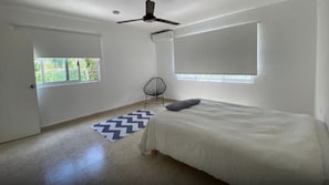 Room | Laptop workspace, free WiFi, bed sheets