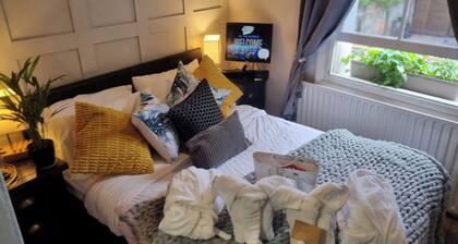 Charming 1-bed Studio Annex,parking,kitchen,wifi