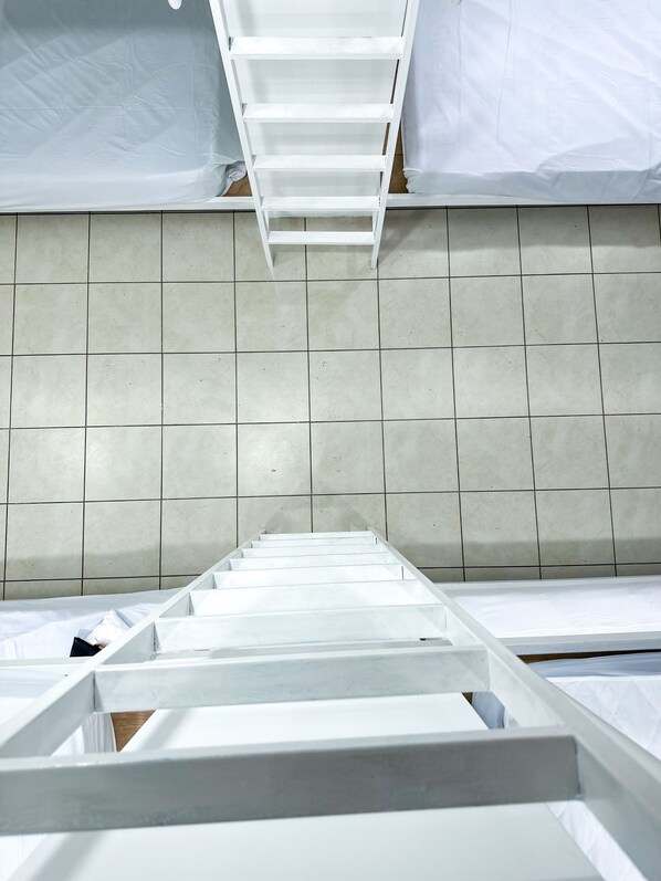 무료 WiFi, 침대 시트