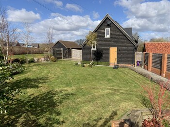 Inviting 1-bed Apartment in Hitchin