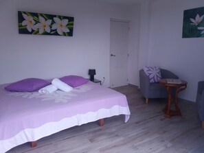 2 多间卧室、WiFi、床单