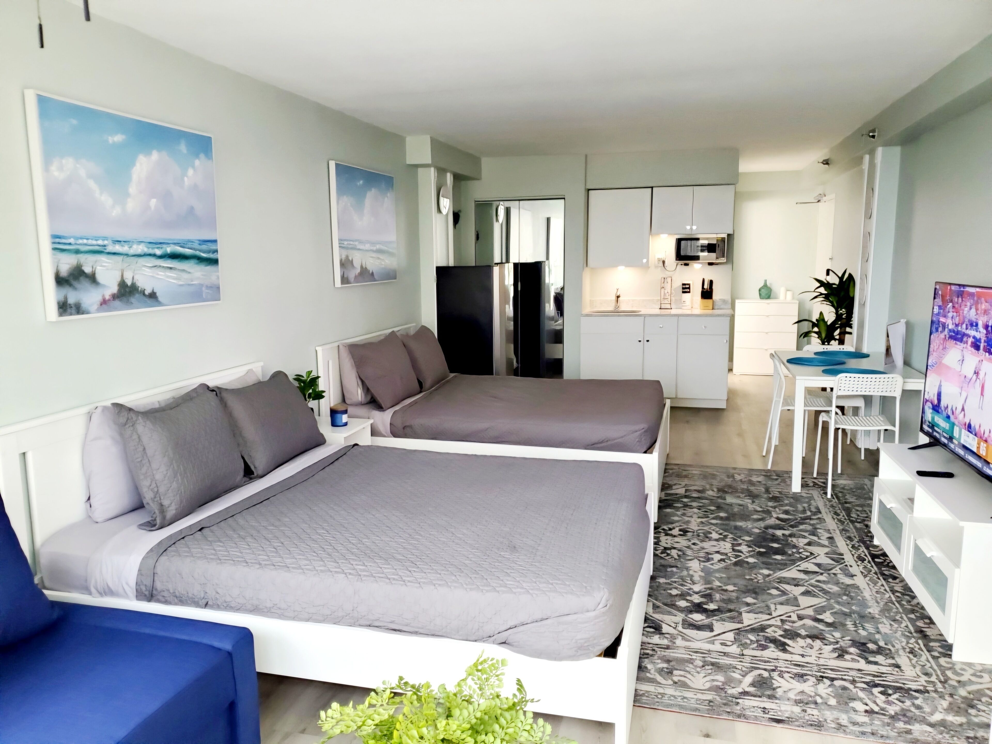 1 habitación, escritorio, tabla de planchar con plancha y wifi gratis 