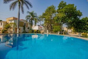 Pool - New! Bamboo El Nido Pool & Fun (Emiliano Zapata)