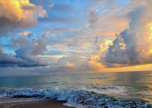 Vero Beach Paradise Unit 2 - 2 BR Pool Home Close to Airport, Downtown & Beaches