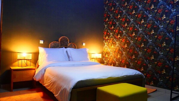 1 quarto, ferros/tábuas de passar roupa, acesso à internet