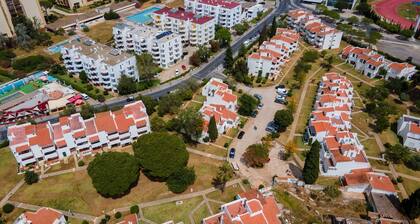 1 BDR Vilamoura Escape W/ Patio by LovelyStay