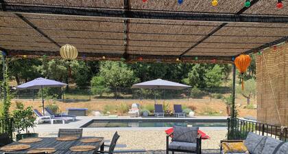 Character house with swimming pool on a large, relaxing and peaceful site