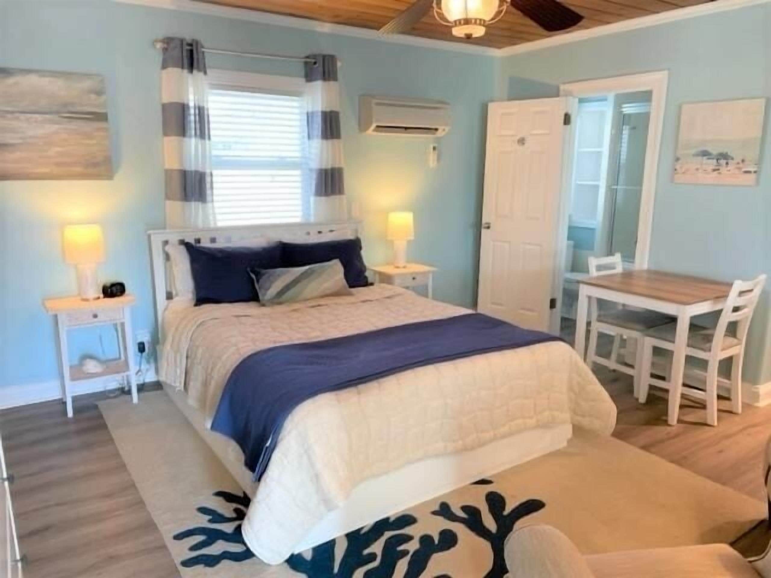 1 chambre, fer et planche à repasser, Wi-Fi gratuit, draps fournis