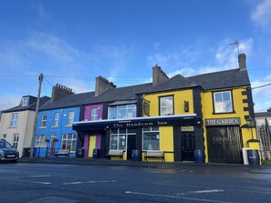 Front of property - Dundrum Inn (Newcastle)