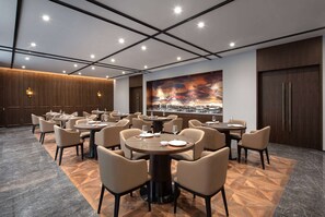 Dining - Ramada By Wyndham Qingdao Jiaodong International Airport (Qingdao)