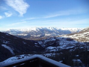 Unclassified image, 2 of 14, button - 40m from ski slopes, 8th floor, view valley, balcony, 22m², Les Orres (Les Orres)