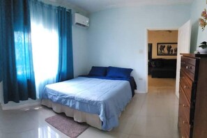 2 chambres, bureau, fer et planche à repasser, Wi-Fi