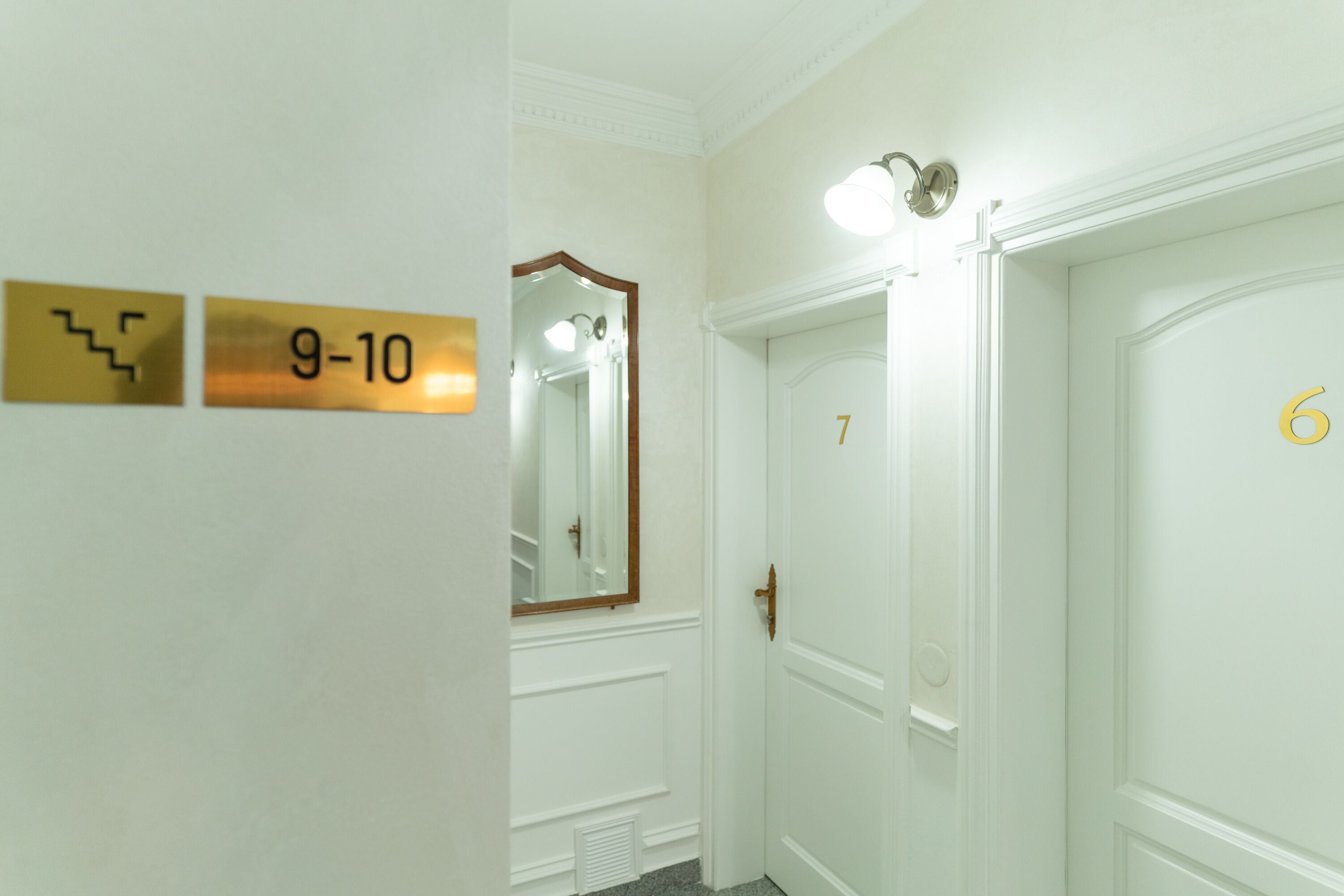 Photo - Ornament Hotel