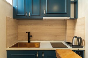 Deluxe Studio | Private kitchen