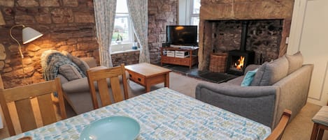Cottage | Living area
