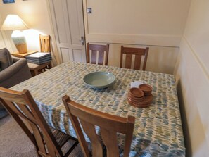 Cottage | Dining - The Haven (Seahouses)