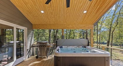 The River Nest-Hot Tub & River View